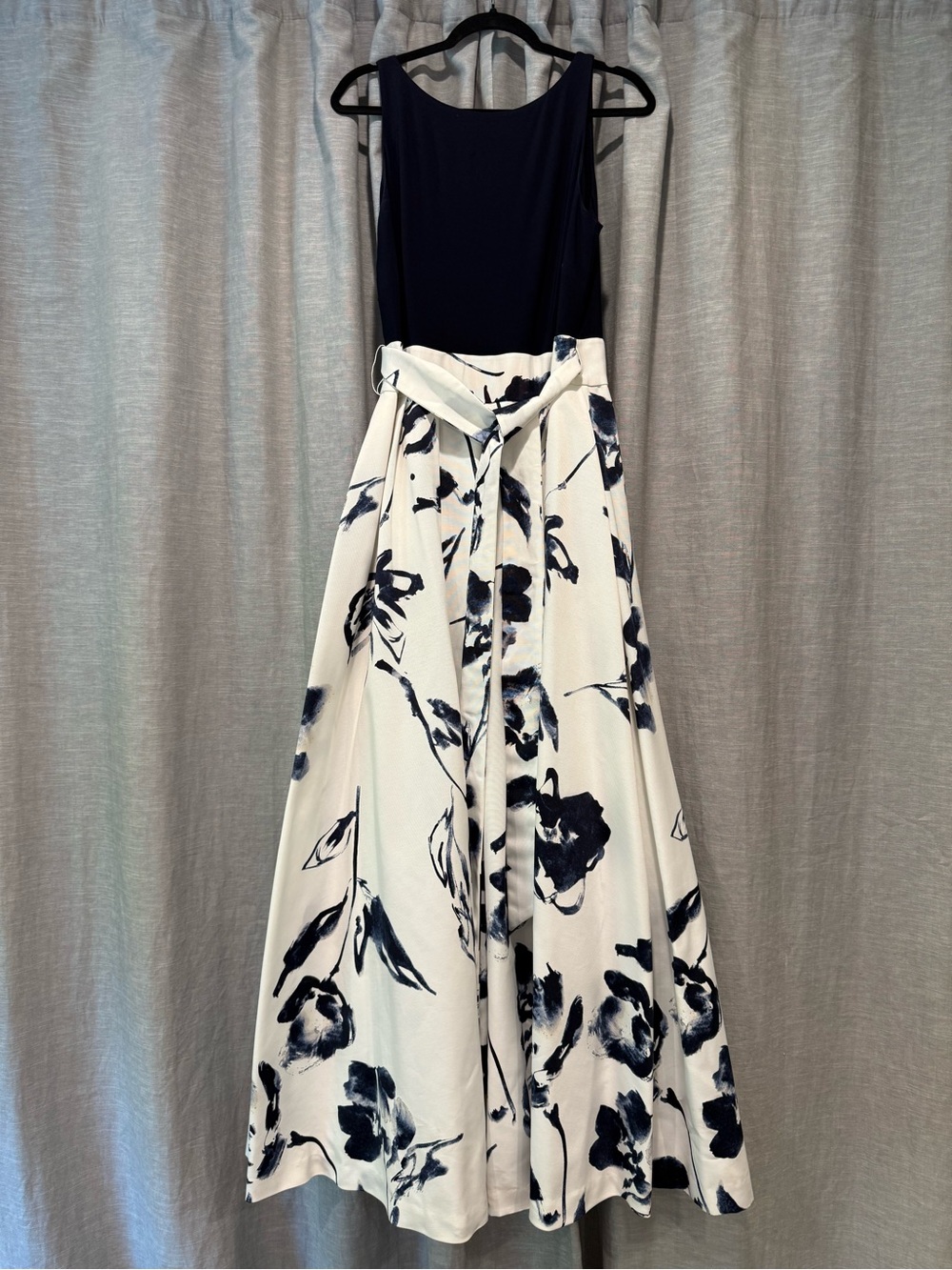 Lauren Ralph Lauren Navy and White Floral Floor Length Gown